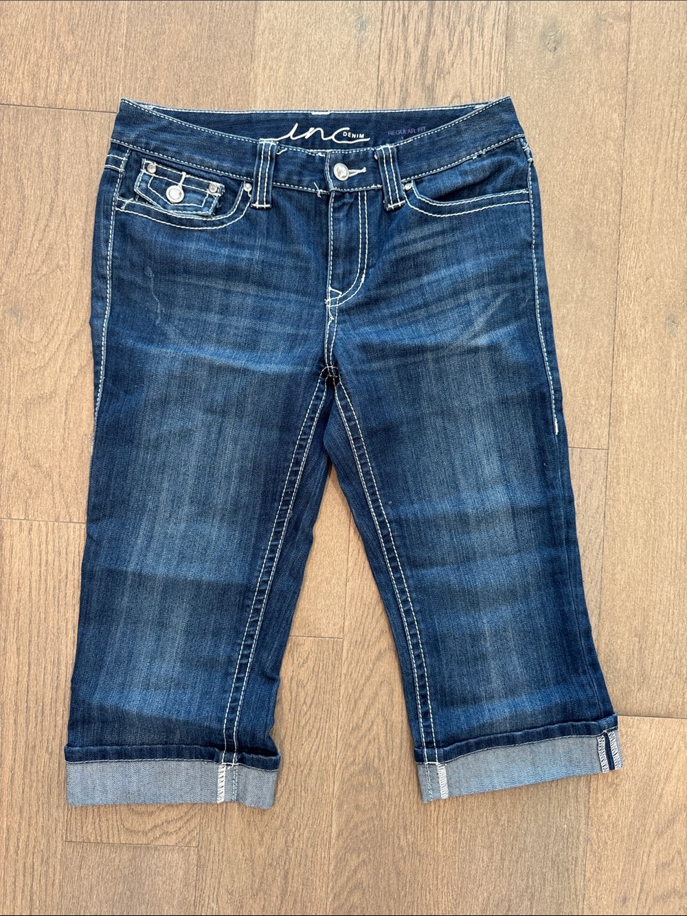 INC International Concepts Denim Bermuda Shorts Dark Wash Cuffed Hem Women’s 6